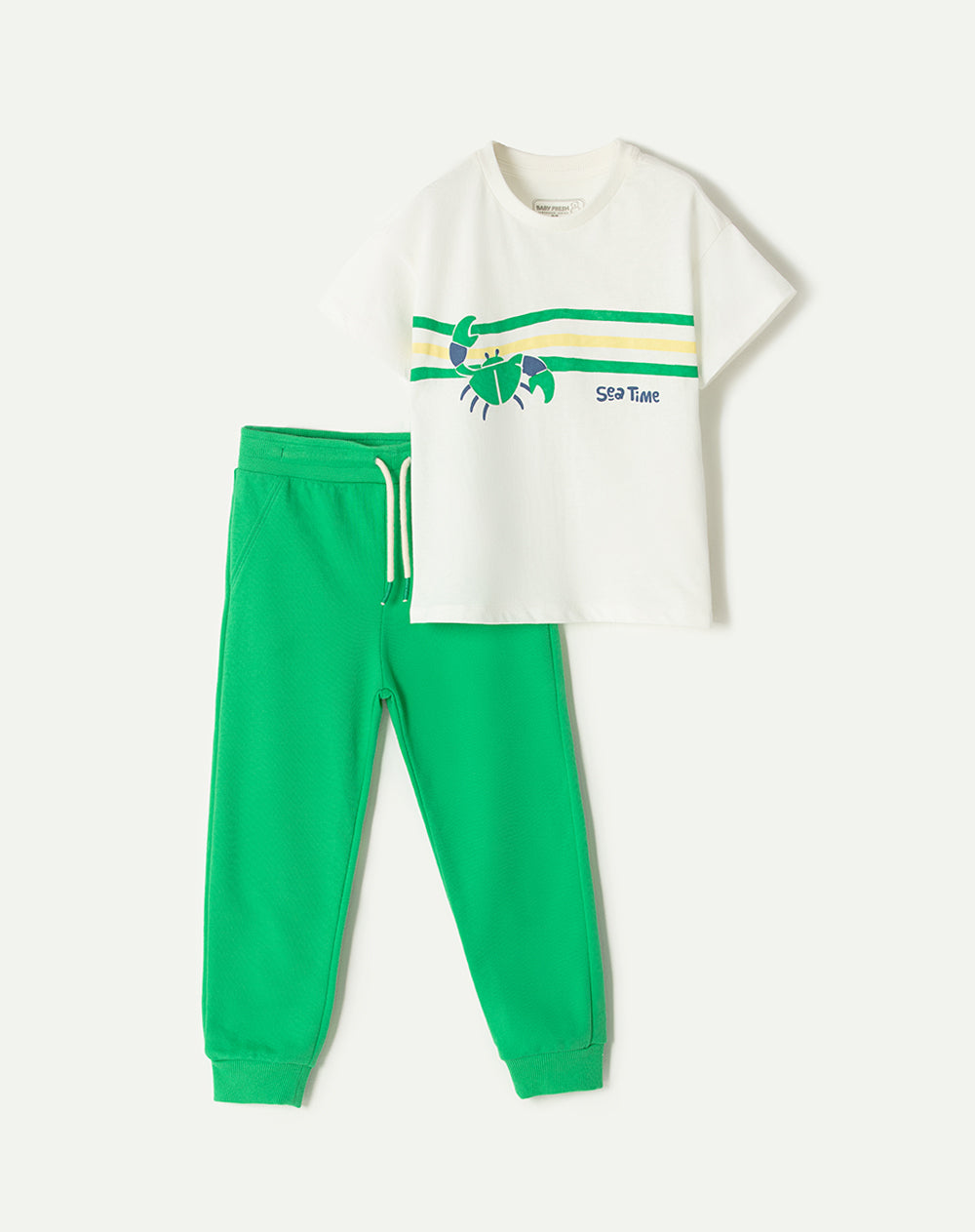 Conjunto camiseta + jogger verde