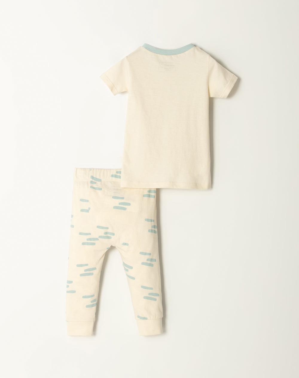 Pijama fitted fit manga corta crema